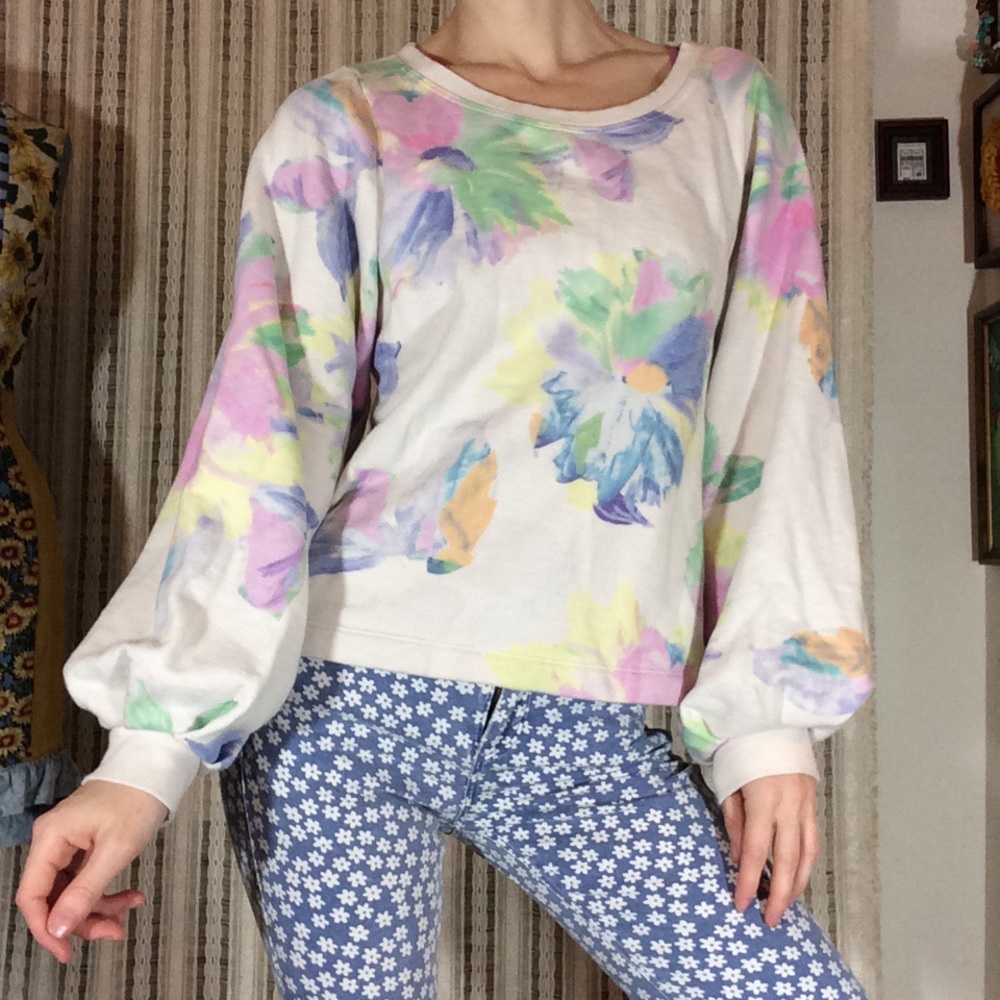 SATURDAY SUNDAY Pastel Sweatshirt Top